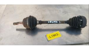 Gebruikte Homokineetas links-voor Volkswagen Caddy II (9K9A) 1.9 SDI Prijs € 42,00 Margeregeling aangeboden door Boekholt autodemontage B.V