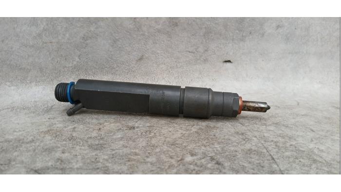 Gebruikte Verstuiver (diesel) Volkswagen Caddy II (9K9A) 1.9 SDI Prijs € 75,00 Margeregeling aangeboden door Boekholt autodemontage B.V