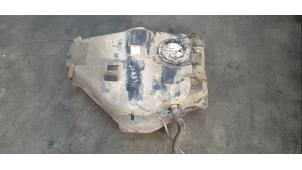 Gebruikte Tank Mazda 5 (CR19) 1.8i 16V Prijs € 75,00 Margeregeling aangeboden door Boekholt autodemontage B.V