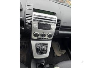 Gebruikte Luchtrooster Dashboard Mazda 5 (CR19) 1.8i 16V Prijs € 18,00 Margeregeling aangeboden door Boekholt autodemontage B.V
