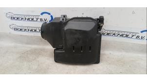 Gebruikte Luchtfilterhuis Dacia Logan MCV (KS) 1.6 16V Prijs € 35,00 Margeregeling aangeboden door Boekholt autodemontage B.V