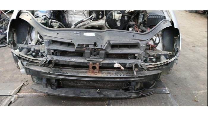 Gebruikte Radiateur Volkswagen Golf V (1K1) 1.6 FSI 16V Prijs € 39,00 Margeregeling aangeboden door Boekholt autodemontage B.V