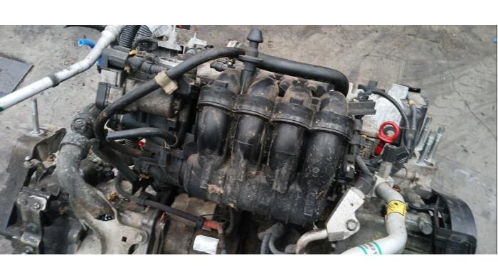 Gebruikte Spruitstuk Inlaat Fiat 500 (312) 1.2 Prijs € 49,00 Margeregeling aangeboden door Boekholt autodemontage B.V