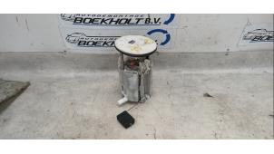 Gebruikte Benzinepomp Lexus IS (E2) 250 2.5 V6 24V Prijs € 99,00 Margeregeling aangeboden door Boekholt autodemontage B.V