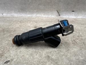 Gebruikte Injector (benzine injectie) Ford S-Max (GBW) 2.0 16V Prijs € 20,00 Margeregeling aangeboden door Boekholt autodemontage B.V