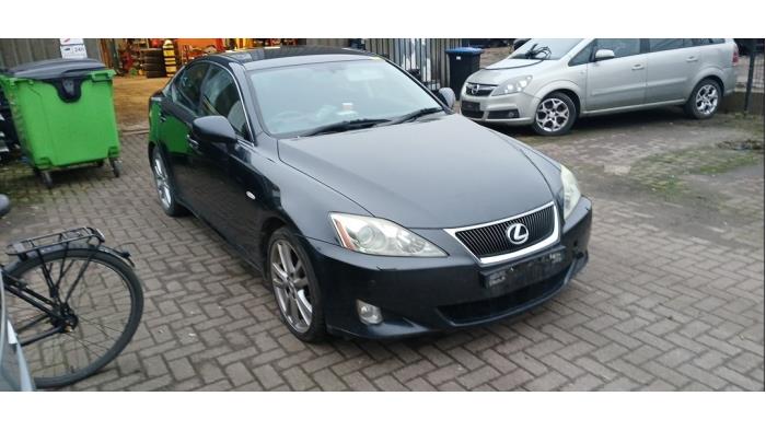 Gebruikte Rembol Lexus IS (E2) 250 2.5 V6 24V Prijs € 111,00 Margeregeling aangeboden door Boekholt autodemontage B.V
