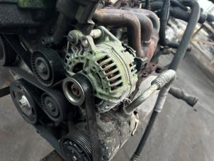 Gebruikte Dynamo Volkswagen Golf V (1K1) 1.6 FSI 16V Prijs € 35,00 Margeregeling aangeboden door Boekholt autodemontage B.V