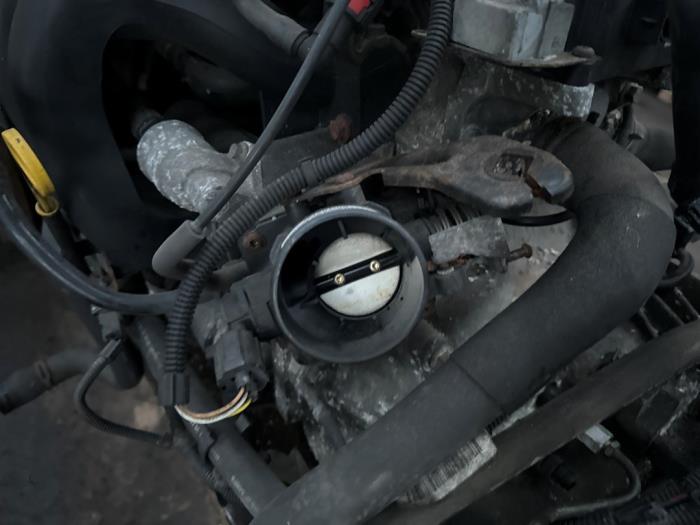 Gebruikte Gasklephuis Ford Focus 1 1.6 16V Prijs € 25,00 Margeregeling aangeboden door Boekholt autodemontage B.V