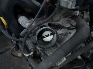 Gebruikte Gasklephuis Ford Focus 1 1.6 16V Prijs € 25,00 Margeregeling aangeboden door Boekholt autodemontage B.V