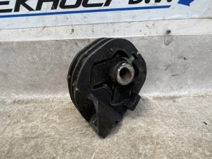 Gebruikte Motorsteun Opel Movano 2.3 CDTi 16V RWD Prijs € 25,00 Margeregeling aangeboden door Boekholt autodemontage B.V