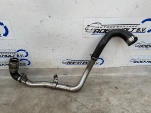 Gebruikte Intercooler Buis Opel Movano 2.3 CDTi 16V RWD Prijs € 95,00 Margeregeling aangeboden door Boekholt autodemontage B.V