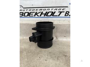 Gebruikte Luchtmassameter Opel Movano 2.3 CDTi 16V RWD Prijs € 25,00 Margeregeling aangeboden door Boekholt autodemontage B.V