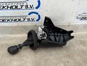 Gebruikte Versnellingspook Opel Movano 2.3 CDTi 16V RWD Prijs € 59,29 Inclusief btw aangeboden door Boekholt autodemontage B.V