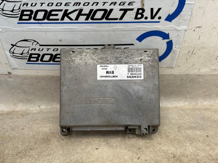 Gebruikte Computer Motormanagement Renault Megane (BA) 1.4i RL,RN Prijs € 49,00 Margeregeling aangeboden door Boekholt autodemontage B.V