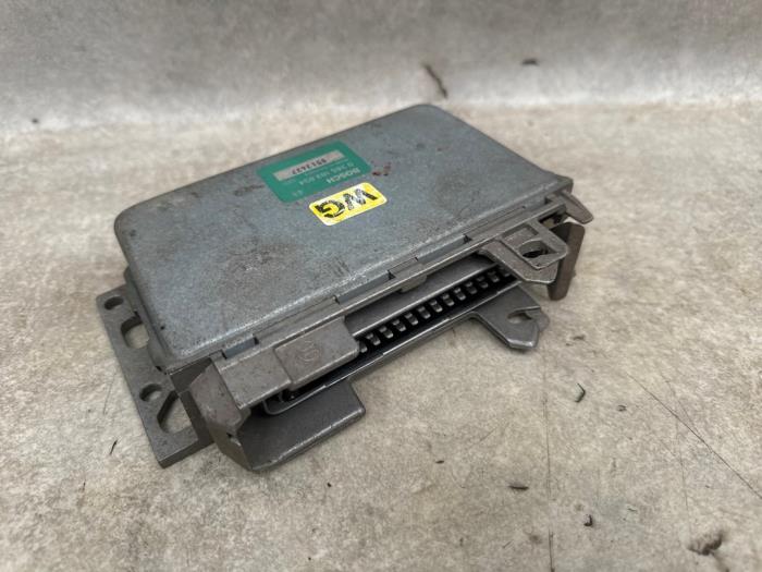 ABS Computer van een Opel Senator B 3.0 i CD 24V 1993