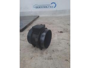 Gebruikte Luchtmassameter BMW 3 serie Touring (E46/3) 320i 24V Prijs € 25,00 Margeregeling aangeboden door Boekholt autodemontage B.V