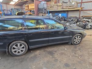 Gebruikte Modderkuip Volvo V70 (SW) 2.4 D5 20V Prijs € 24,00 Margeregeling aangeboden door Boekholt autodemontage B.V