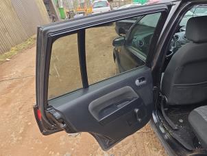 Gebruikte Deurbekleding 4Deurs links-achter Ford Fusion 1.4 16V Prijs € 45,00 Margeregeling aangeboden door Boekholt autodemontage B.V