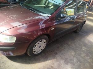 Gebruikte Uitlaat Einddemper Fiat Stilo (192A/B) 1.8 16V 5-Drs. Prijs € 40,00 Margeregeling aangeboden door Boekholt autodemontage B.V