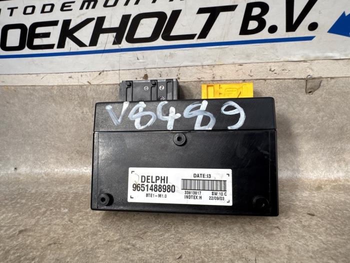 Gebruikte Computer cabriokap Peugeot 307 CC (3B) 2.0 16V Prijs € 75,00 Margeregeling aangeboden door Boekholt autodemontage B.V