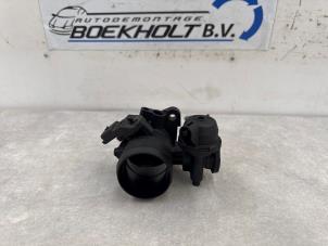 Gebruikte Gasklephuis Fiat Scudo (270) 2.0 D Multijet Prijs € 38,00 Margeregeling aangeboden door Boekholt autodemontage B.V