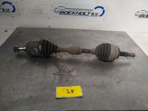 Gebruikte Aandrijfas links-voor Toyota Previa (R3) 2.4i 16V VVT-i Prijs € 75,00 Margeregeling aangeboden door Boekholt autodemontage B.V