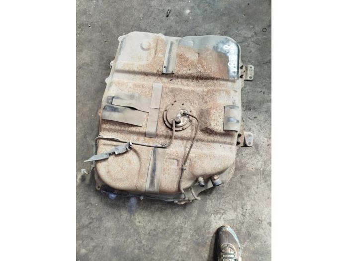 Gebruikte Benzinepomp Toyota Previa (R3) 2.4i 16V VVT-i Prijs € 65,00 Margeregeling aangeboden door Boekholt autodemontage B.V