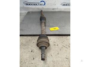 Gebruikte Aandrijfas rechts-voor Peugeot 206 CC (2D) 1.6 16V Prijs € 40,00 Margeregeling aangeboden door Boekholt autodemontage B.V