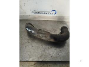 Gebruikte Aanzuigslang Lucht Fiat Scudo (270) 2.0 D Multijet Prijs € 24,00 Margeregeling aangeboden door Boekholt autodemontage B.V