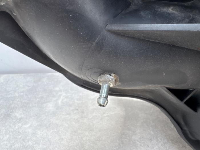 Inlaatspruitstuk van een Toyota Previa (R3) 2.4i 16V VVT-i 2002