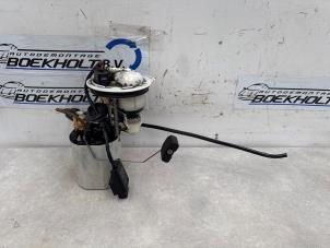 Gebruikte Benzinepomp Volkswagen Passat Variant (3C5) 2.0 FSI 16V Prijs € 89,00 Margeregeling aangeboden door Boekholt autodemontage B.V