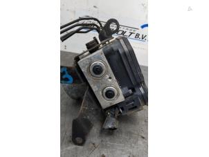 Gebruikte ABS Pomp Hyundai H-300 2.5 CRDi Prijs € 99,00 Margeregeling aangeboden door Boekholt autodemontage B.V