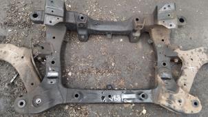 Gebruikte Subframe Hyundai H-300 2.5 CRDi Prijs € 99,00 Margeregeling aangeboden door Boekholt autodemontage B.V