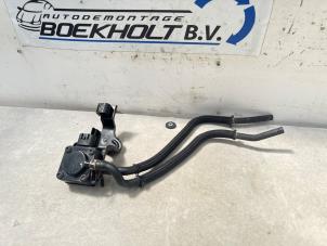 Gebruikte Roetfilter sensor Toyota Corolla Verso (R10/11) 2.2 D-4D 16V Prijs € 99,00 Margeregeling aangeboden door Boekholt autodemontage B.V