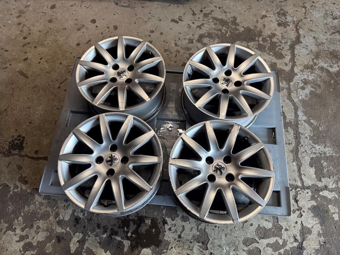 Sportvelgen Set van een Peugeot 308 SW (4E/H) 1.6 VTI 16V 2008