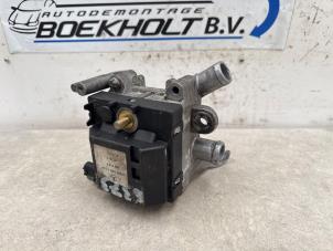 Gebruikte Warmtewisselaar Mercedes E Combi (S210) 2.2 E-220 CDI 16V Prijs € 35,00 Margeregeling aangeboden door Boekholt autodemontage B.V