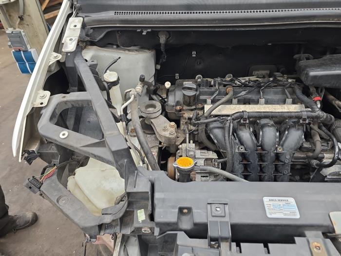 Gebruikte Rembol Mitsubishi Colt (Z2/Z3) 1.3 16V Prijs € 40,00 Margeregeling aangeboden door Boekholt autodemontage B.V