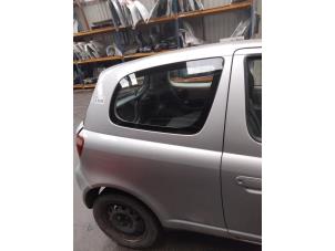 Gebruikte Zijpaneel rechts-achter Toyota Yaris (P1) 1.0 16V VVT-i Prijs op aanvraag aangeboden door Boekholt autodemontage B.V