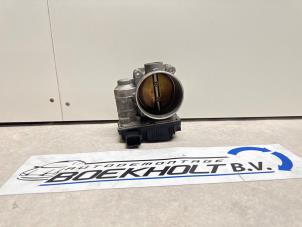 Gebruikte Gasklephuis Renault Espace (JK) 3.5 V6 24V Phase I Prijs € 35,00 Margeregeling aangeboden door Boekholt autodemontage B.V