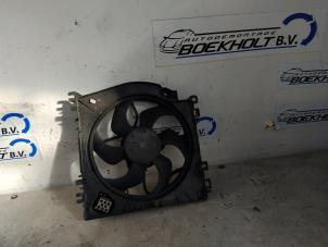 Gebruikte Radiateurfan Nissan Note (E11) 1.6 16V Prijs € 50,00 Margeregeling aangeboden door Boekholt autodemontage B.V