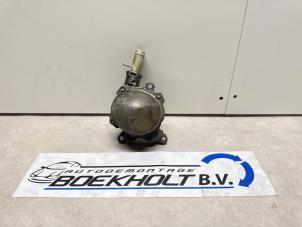 Gebruikte Videpomp (Diesel) Renault Master III (MA/MB/MC/MD/MH/MF/MG/MH) 2.3 dCi 16V Prijs € 65,00 Margeregeling aangeboden door Boekholt autodemontage B.V