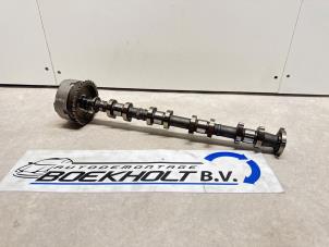 Gebruikte Nokkenas Mitsubishi Colt (Z2/Z3) 1.3 16V Prijs € 65,00 Margeregeling aangeboden door Boekholt autodemontage B.V