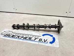 Gebruikte Nokkenas Mitsubishi Colt (Z2/Z3) 1.3 16V Prijs € 65,00 Margeregeling aangeboden door Boekholt autodemontage B.V