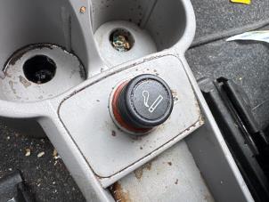 Gebruikte Bekerhouder Fiat Panda (169) 1.2 Fire Prijs op aanvraag aangeboden door Boekholt autodemontage B.V