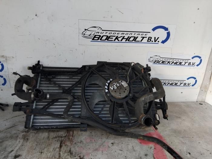 Gebruikte Radiateurfan Opel Zafira (M75) 1.6 16V Prijs € 40,00 Margeregeling aangeboden door Boekholt autodemontage B.V