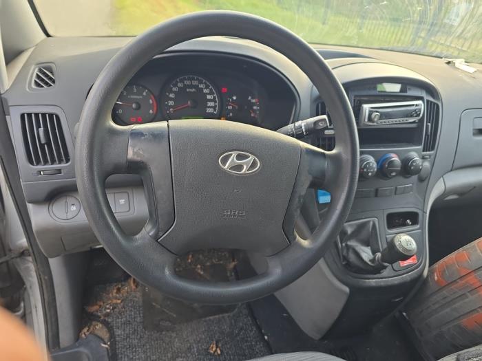 Gebruikte Versnellingspook Hyundai H-300 2.5 CRDi Prijs € 50,00 Margeregeling aangeboden door Boekholt autodemontage B.V