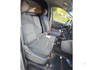 Gebruikte Hoofdsteun Hyundai H-300 2.5 CRDi Prijs € 25,00 Margeregeling aangeboden door Boekholt autodemontage B.V