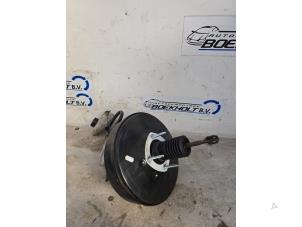 Gebruikte Rembekrachtiger Opel Vivaro B 1.6 CDTI Biturbo 120 Prijs € 59,29 Inclusief btw aangeboden door Boekholt autodemontage B.V