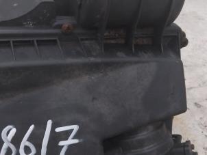 Gebruikte Luchtfilterhuis Peugeot Expert (V1/VA/VB/VE/VF/VT/VY) 2.0 Blue HDi 120 16V Prijs € 42,35 Inclusief btw aangeboden door Boekholt autodemontage B.V