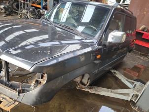 Gebruikte Scherm links-voor Mitsubishi Pajero Pinin (H6/H7) 2.0 GDI 16V 5-drs. Prijs € 100,00 Margeregeling aangeboden door Boekholt autodemontage B.V